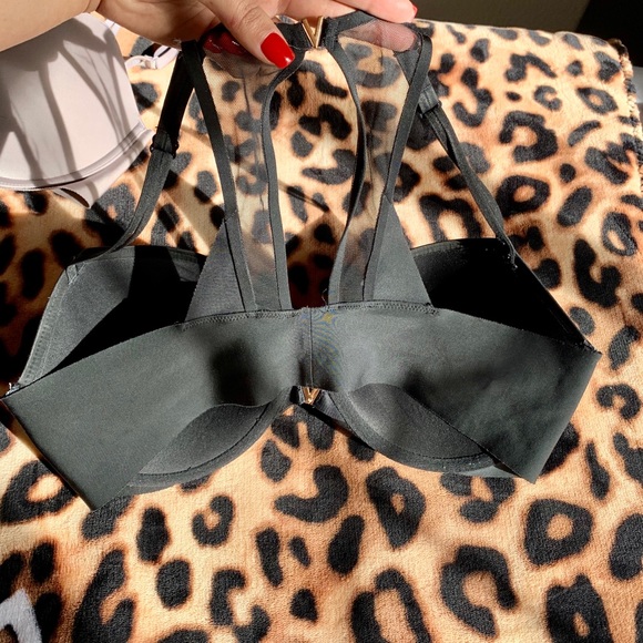 Victorias Secret and PINK bras - Picture 2 of 4